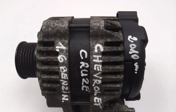 Chevrolet Cruze Generator/alternator 13502595