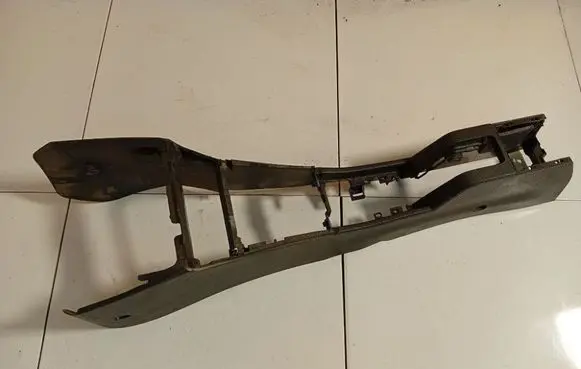 Opel Astra H Center console 331985437