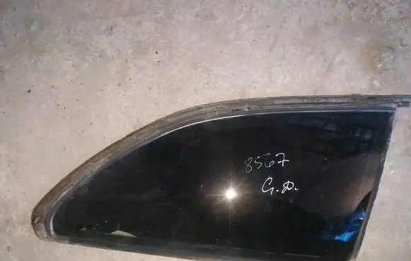 Skoda Octavia Mk2 (1Z) Rear side window