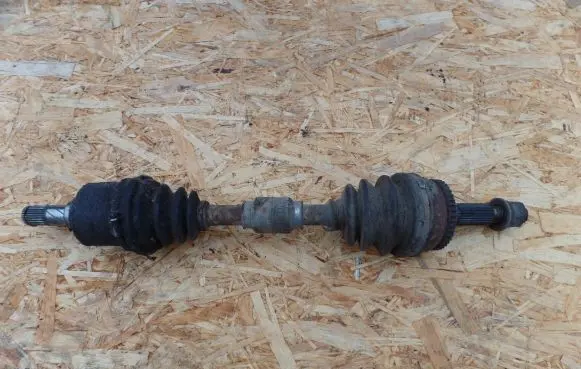 Infiniti G20 Front driveshaft