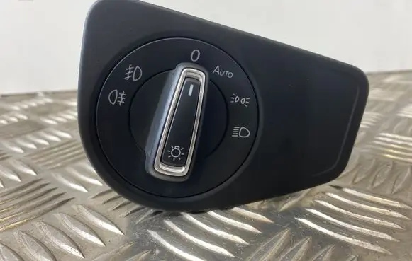 Volkswagen Touran III Light switch 5G0941431BD 5TB858341A