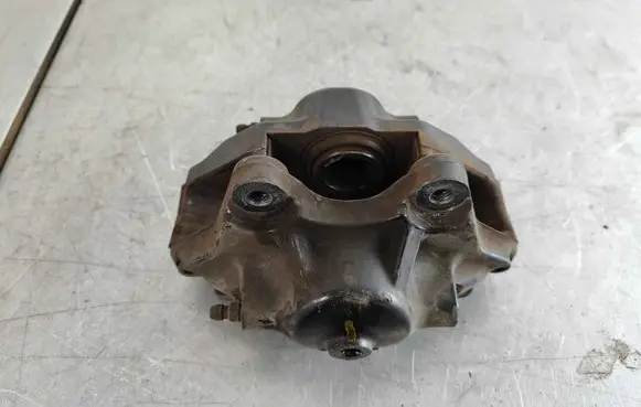 Maserati Quattroporte Rear brake caliper 03693707
