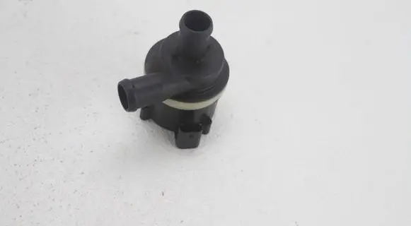 Audi A4 S4 B8 8K Electric auxiliary coolant/water pump 059121012B