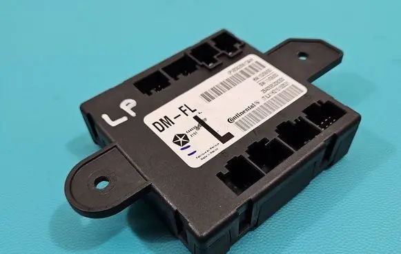 Lancia Thema Central body control module 05026613AH IMPRK1463208