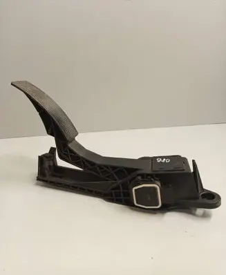 Mercedes-Benz R W251 Accelerator throttle pedal A1643000004