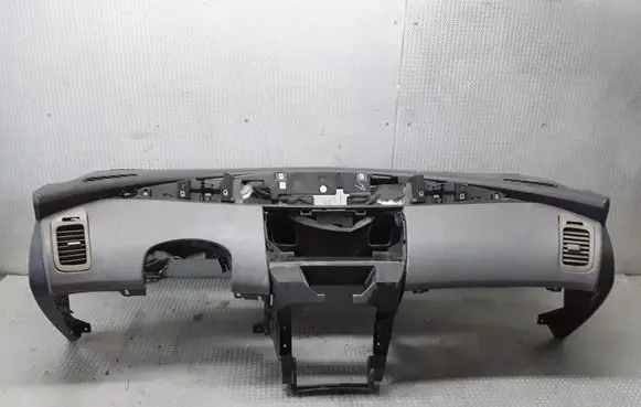 Nissan Primera Dashboard 27800AV600