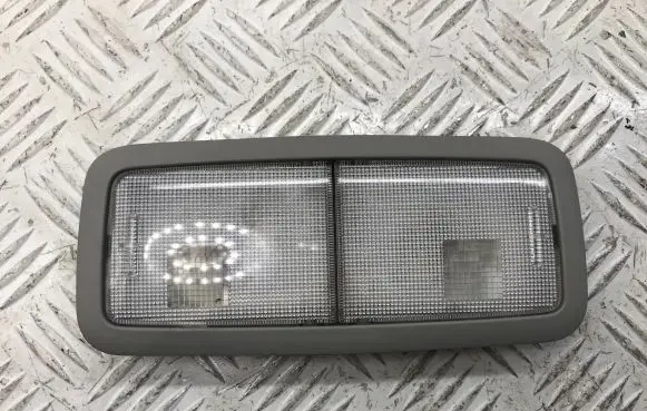 Toyota Avensis T270 Rear seat light 8125005030B0 8136905020