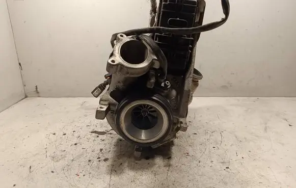 Audi SQ7 Turbo 057145654P