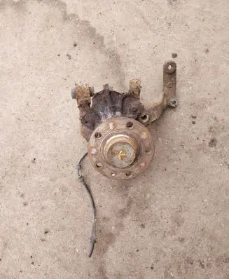 Skoda Octavia Mk2 (1Z) Rear wheel hub spindle/knuckle 