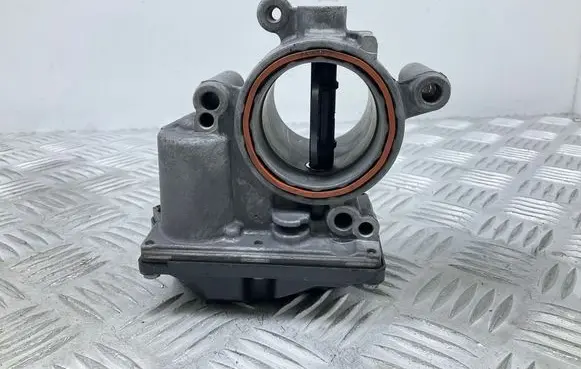 Audi Q3 8U Throttle valve 03L128063T
