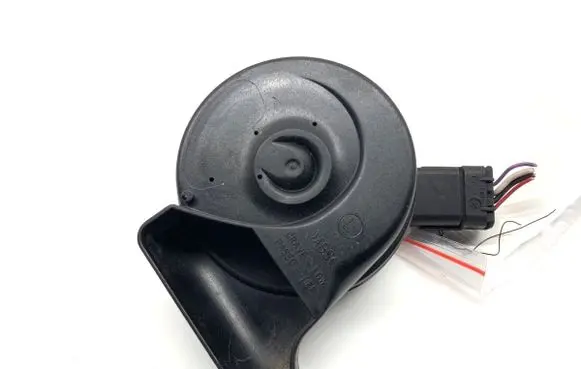 Renault Captur II Horn signal 256105229R