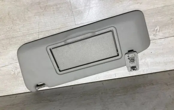 Mercedes-Benz C W204 Sun visor