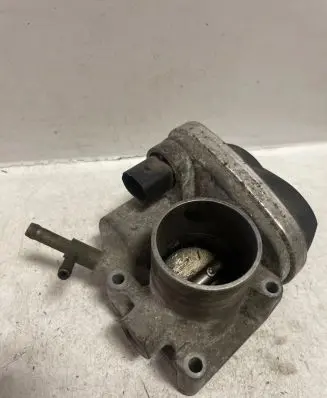 Skoda Fabia Mk1 (6Y) Throttle valve 047133062D 0144502091
