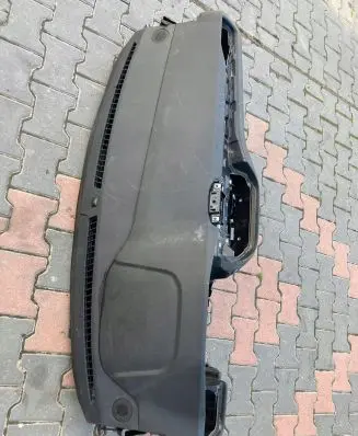Ford Kuga III Dashboard lv4bs04305bm