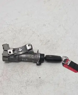 Volkswagen Transporter - Caravelle T5 Ignition lock 6R0905851N