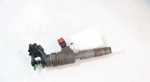 Ford Mondeo MK V Fuel injector 0445110489