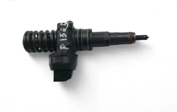 Fuel injector