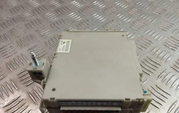 Lexus GS 300 350 430 450H Fuse module 82670-30230
