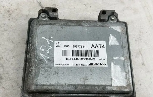 Opel Corsa D Engine control unit/module 55577841 12636386