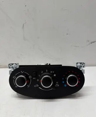 Dacia Dokker Climate control unit 5P3743000