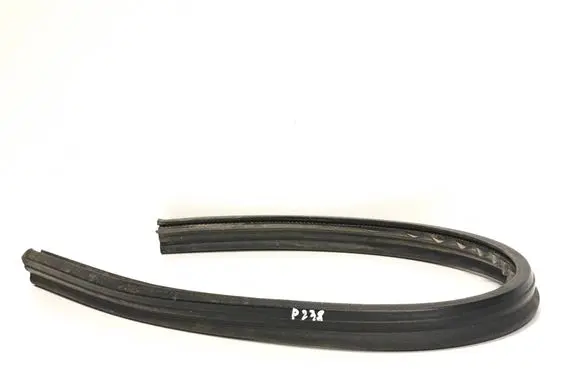 Audi A6 S6 C7 4G Engine compartment rubber 4G0823723
