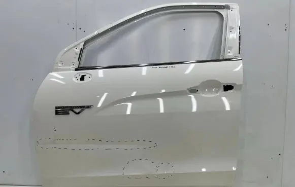 Mitsubishi Eclipse Cross Front door