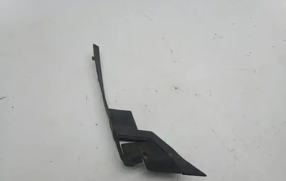 Subaru B9 Tribeca Wiper trim 91423XA00A