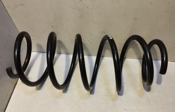 Skoda Fabia Mk2 (5J) Front coil spring 74684 T0916512