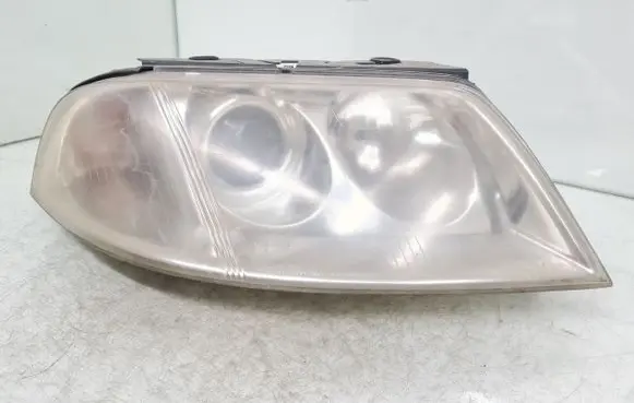 Volkswagen PASSAT B5.5 Headlight/headlamp 3B0941016AN