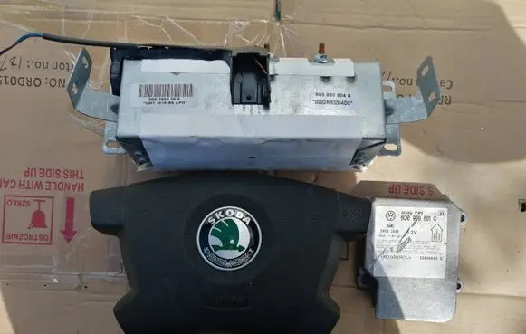 Skoda Fabia Mk1 (6Y) Airbag control unit/module 6Q0909601C 50000503G 5WK42948