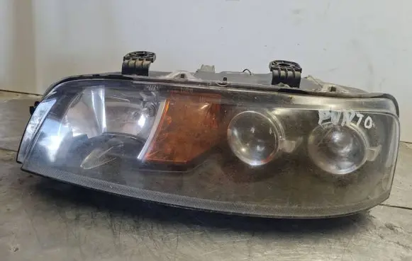 Fiat Punto (176) Headlight/headlamp 89100452
