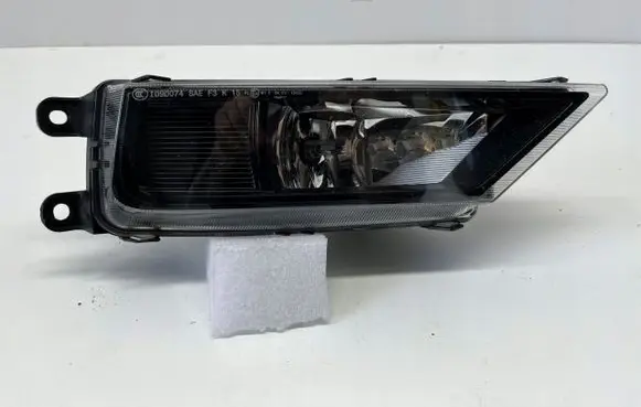 Volkswagen Tiguan Front fog light 5NA941700B