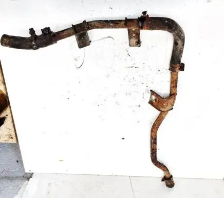 Nissan Sunny Engine coolant pipe/hose