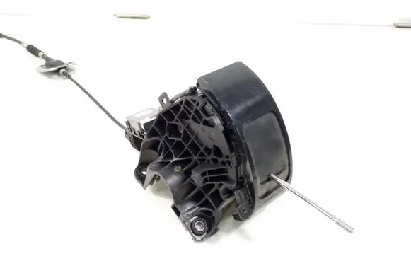 Lexus RX 450H Gear shifter/selector 33560C