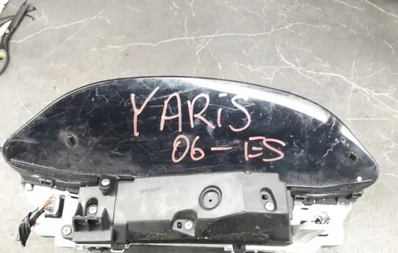 Toyota Yaris Screen/display/small screen 83800-0D660-D