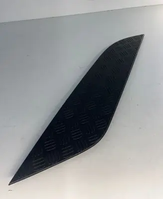 Land Rover Defender Engine hood trim N8B216C629CA L8B216C629BC L8B216C629AD