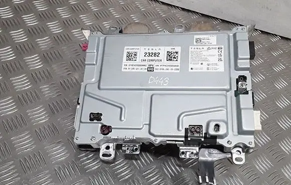 Tesla Model Y Engine control unit/module gfbga1cc1 gfb-ga1-cc1