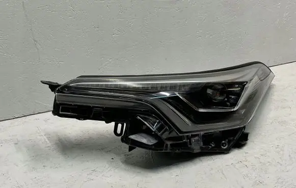 Toyota C-HR I Headlight/headlamp