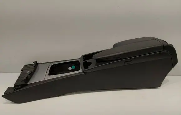 Mercedes-Benz C W204 Armrest A2046800150 A2045401307