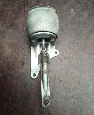 Renault Espace IV Turbo system vacuum part 721181