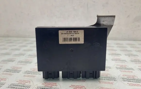 Seat Toledo II (1M) Comfort/convenience module 1J0959799S