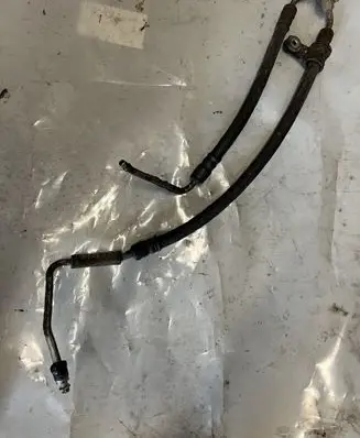 Power steering hose/pipe/line