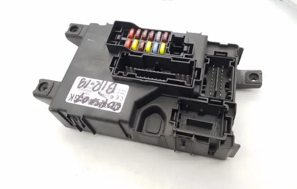Opel Corsa D Central body control module 13265078 000292540