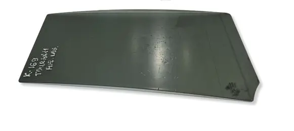 Volkswagen Touran II Rear vent window glass 