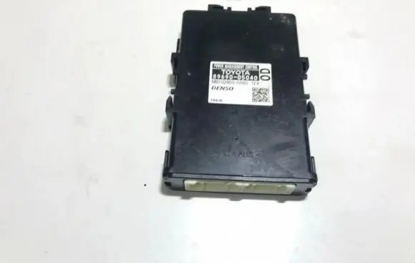 Toyota Avensis T270 Other control units/modules 8969005040 89690-05040