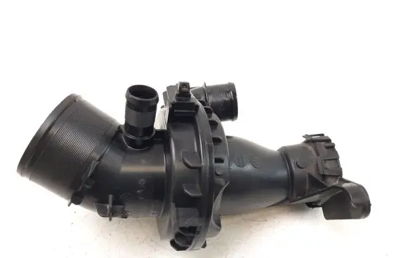 Renault Trafic III (X82) Air intake duct part 165761844R 1047863S01