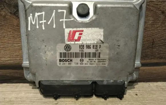 Volkswagen PASSAT B5 Engine control unit/module 038906018P 0281001720
