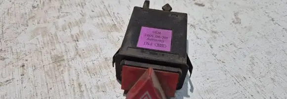 Audi A4 S4 B5 8D Hazard light switch 4B0941509E