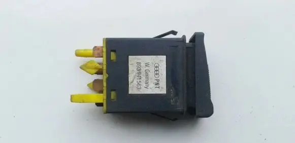 Fog light switch