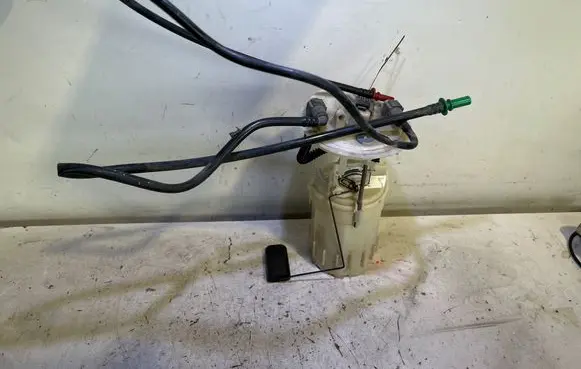 Renault Master III Fuel level sensor